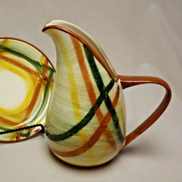 Vernonware Homespun Hand Painted Under Glaze 7 1/2" Salad Plate & 32 oz. Pitcher - Picture 13 of 13